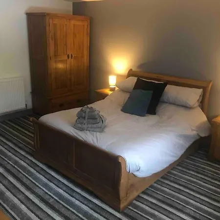 2 Bedroom Apartment, Near Skipton * Cononley