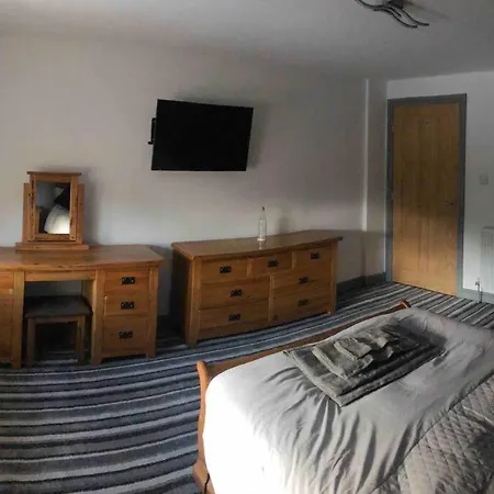 2 Bedroom Apartment, Near Skipton * Cononley