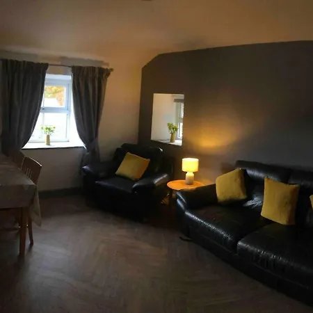 Apartment 2 Bedroom Apartment, Near Skipton *
